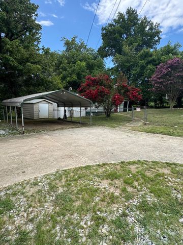 1432 Thrasher Pike, Hixson, TN 37343