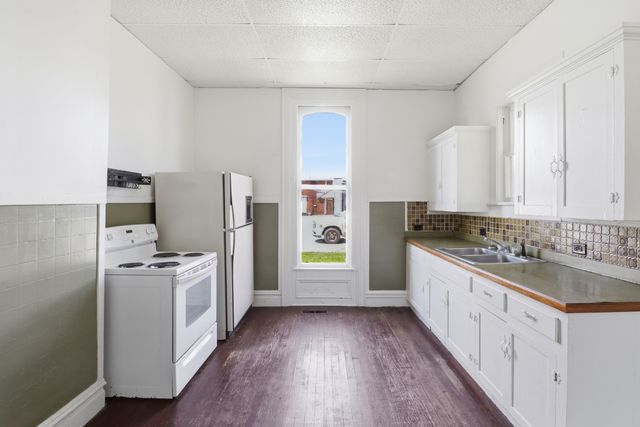 211 SE Atlantic St, Tullahoma, TN 37388