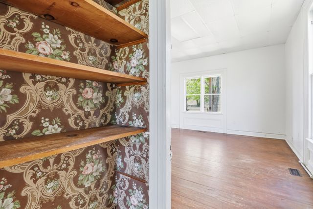 211 SE Atlantic St, Tullahoma, TN 37388