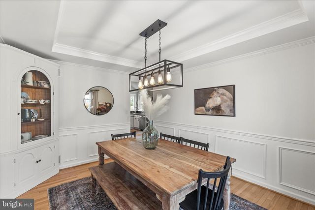 4 HOLIDAY DR, Shrewsbury, PA 17361