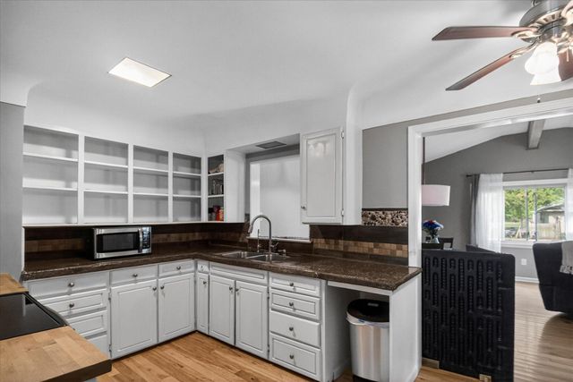 9489 Hyde Road, Clarklake, MI 49234