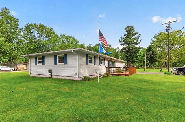 9489 Hyde Road, Clarklake, MI 49234
