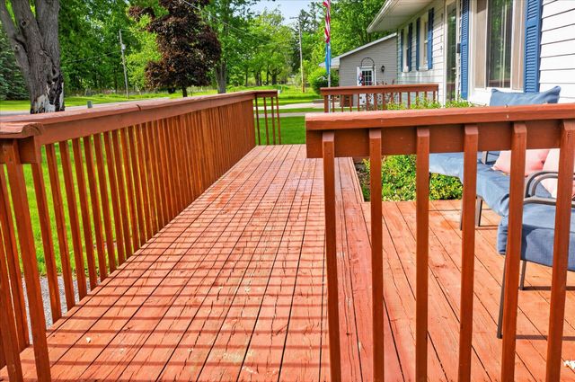 9489 Hyde Road, Clarklake, MI 49234