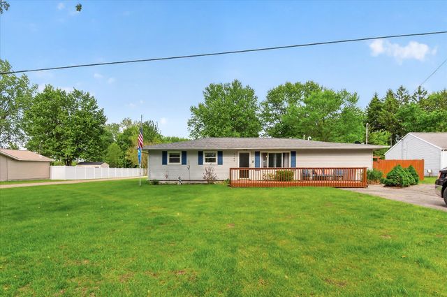 9489 Hyde Road, Clarklake, MI 49234