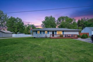 9489 Hyde Road, Clarklake, MI 49234