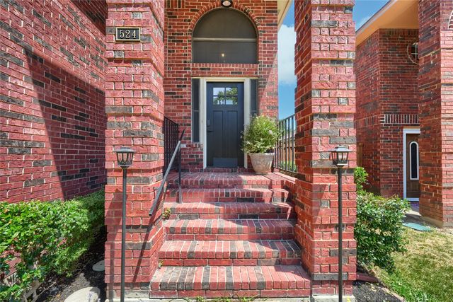 524 Woodlake Drive, Coppell, TX 75019