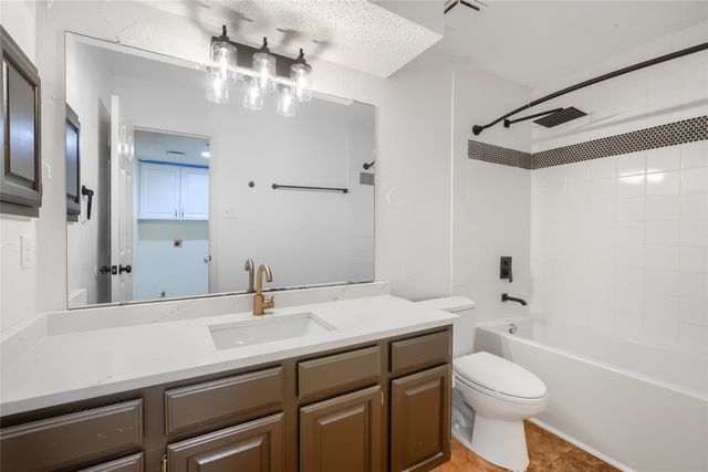 524 Woodlake Drive, Coppell, TX 75019
