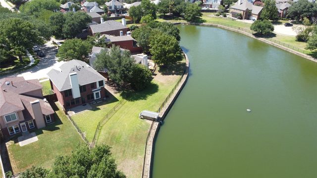 524 Woodlake Drive, Coppell, TX 75019
