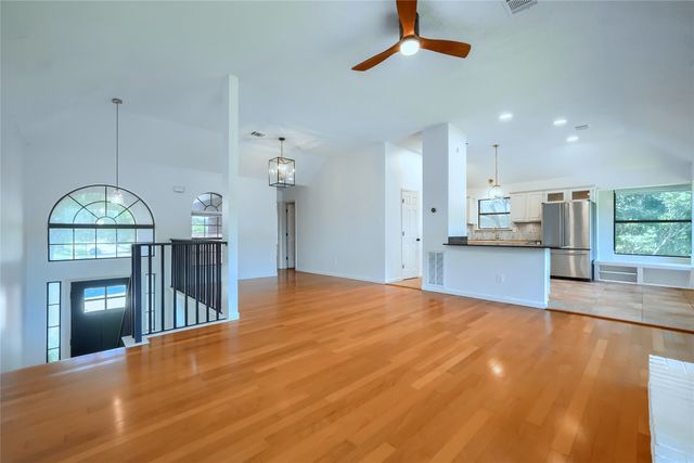 524 Woodlake Drive, Coppell, TX 75019
