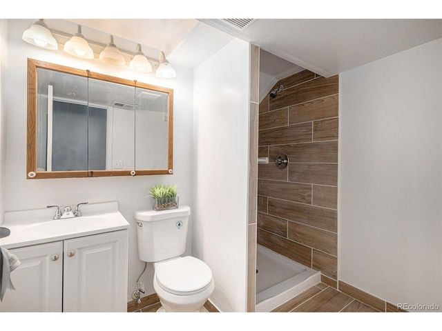 15608 E Girard Pl, Aurora, CO 80013