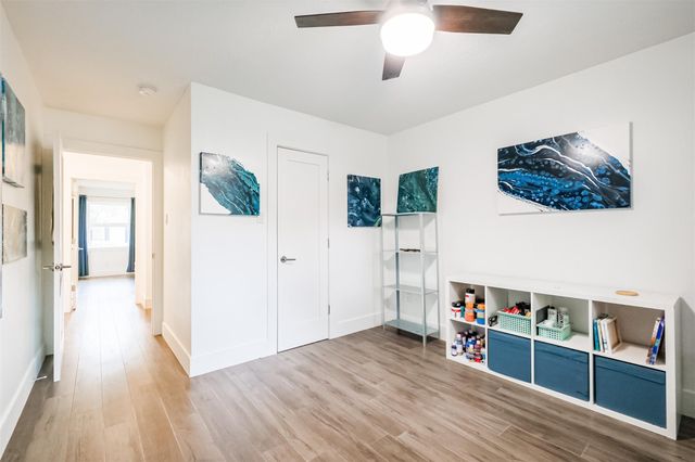 6102 Lymbar Drive, Houston, TX 77096