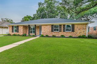 6102 Lymbar Drive, Houston, TX 77096