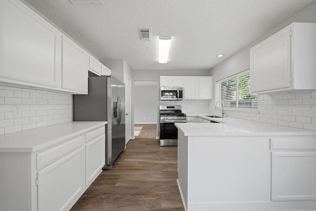 9639 Dapple Lane, Houston, TX 77065