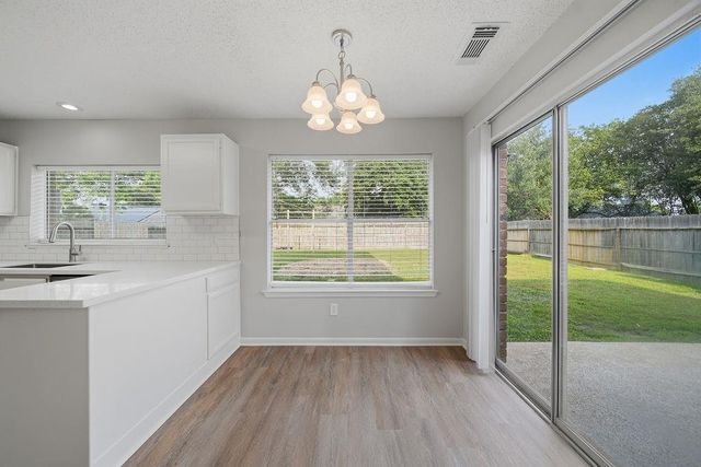 9639 Dapple Lane, Houston, TX 77065