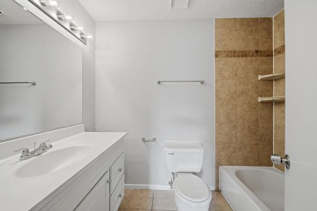 9639 Dapple Lane, Houston, TX 77065