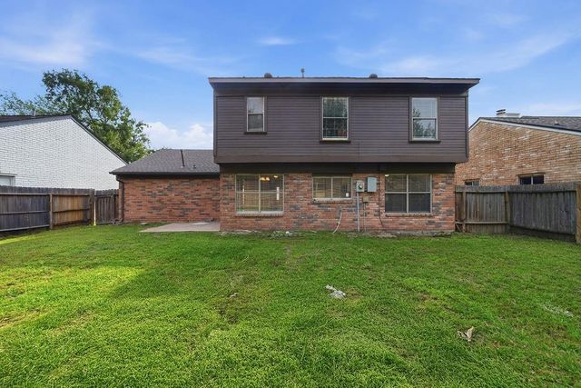 9639 Dapple Lane, Houston, TX 77065