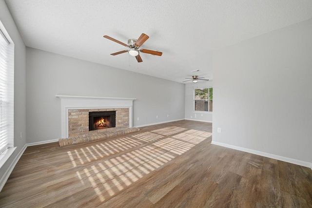 9639 Dapple Lane, Houston, TX 77065