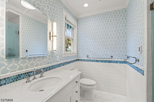 7 Fleming Ter, Maplewood Twp., NJ 07040