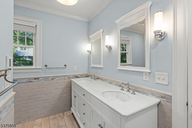 7 Fleming Ter, Maplewood Twp., NJ 07040