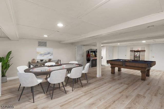 7 Fleming Ter, Maplewood Twp., NJ 07040