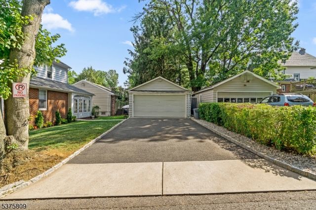 7 Fleming Ter, Maplewood Twp., NJ 07040