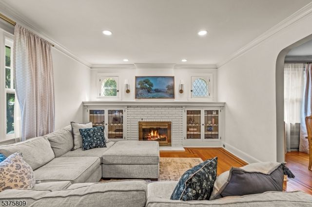 7 Fleming Ter, Maplewood Twp., NJ 07040