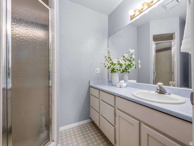 2601 W BRIDLE OAK DR, South Jordan, UT 84095