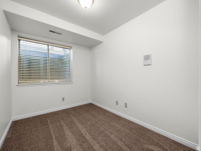 2601 W BRIDLE OAK DR, South Jordan, UT 84095