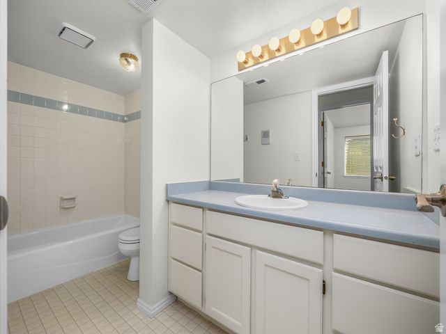 2601 W BRIDLE OAK DR, South Jordan, UT 84095