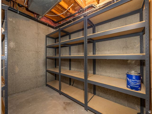 2601 W BRIDLE OAK DR, South Jordan, UT 84095