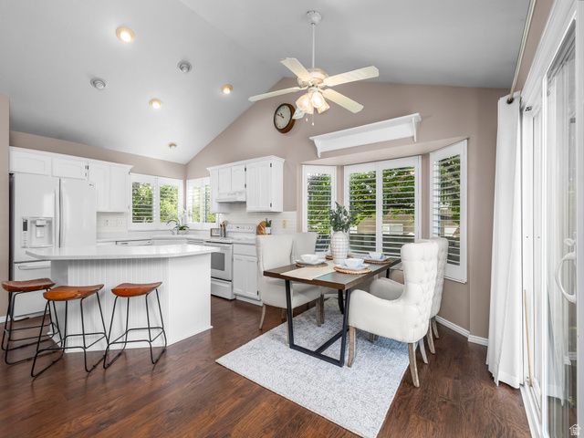 2601 W BRIDLE OAK DR, South Jordan, UT 84095