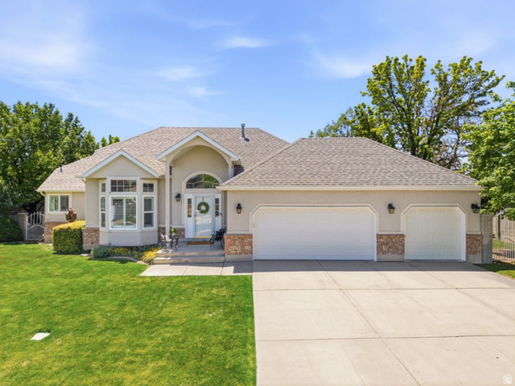 2601 W BRIDLE OAK DR, South Jordan, UT 84095