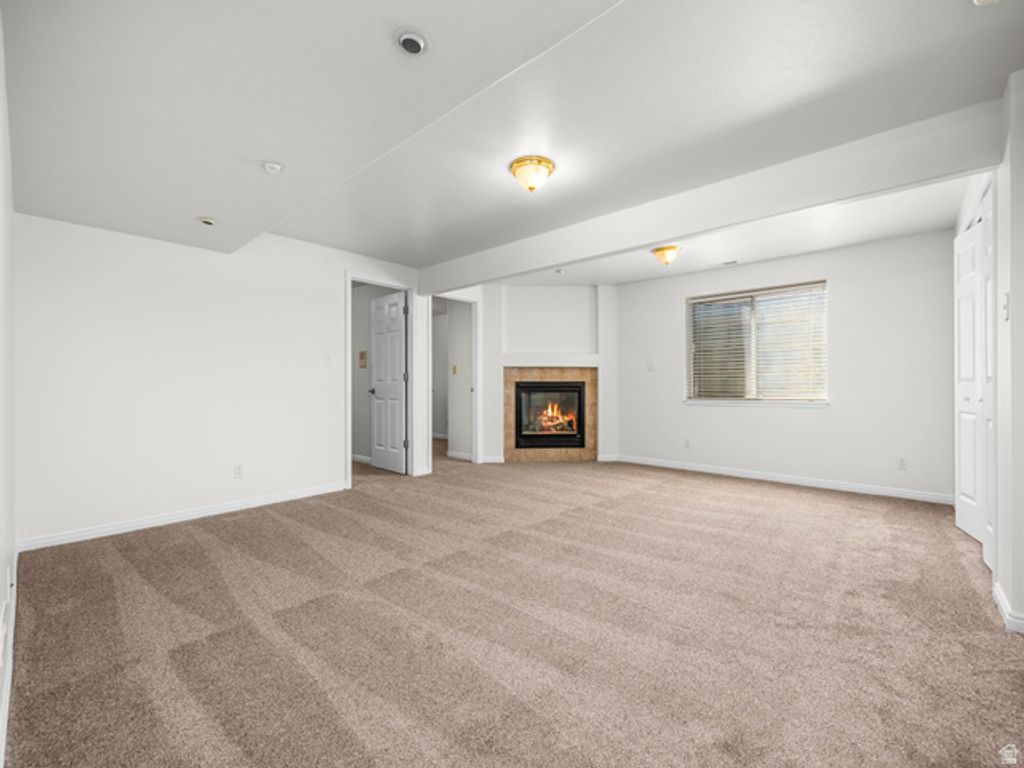 Image 19 of property listing at 2601 W BRIDLE OAK DR, South Jordan, UT 84095