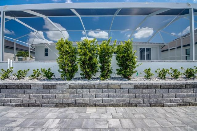 3316 NW 6th ST, Cape Coral, FL 33993
