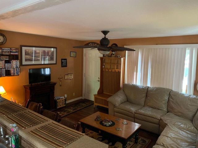 1087 E Hiawatha Drive, Wisconsin Dells, WI 53965