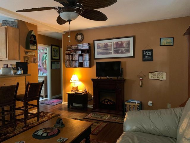 1087 E Hiawatha Drive, Wisconsin Dells, WI 53965
