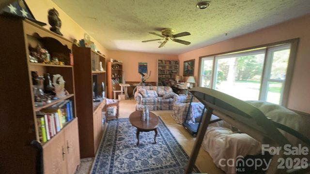 4294 Horseshoe Bend Road, Hudson, NC 28638