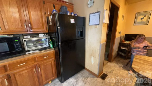 4294 Horseshoe Bend Road, Hudson, NC 28638