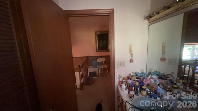 4294 Horseshoe Bend Road, Hudson, NC 28638