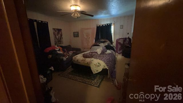 4294 Horseshoe Bend Road, Hudson, NC 28638