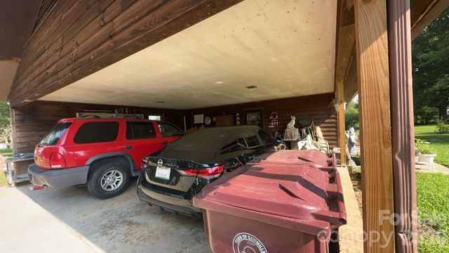 4294 Horseshoe Bend Road, Hudson, NC 28638