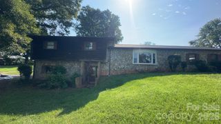 4294 Horseshoe Bend Road, Hudson, NC 28638