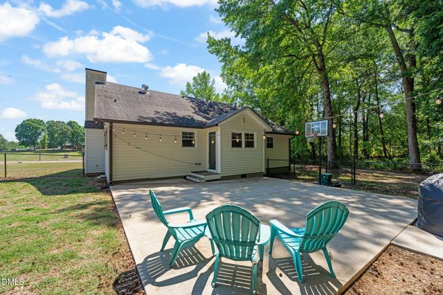 1096 Flat Rock Church Road, Louisburg, NC 27549