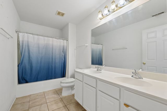 904 Garden Lane, Homewood, IL 60430