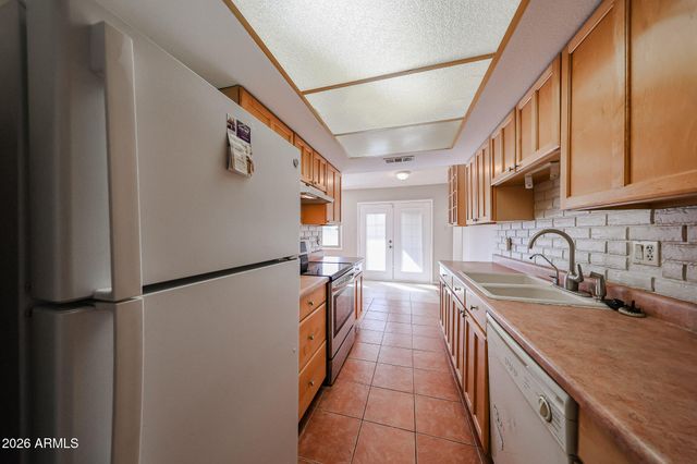 15402 N 56TH Avenue, Glendale, AZ 85306