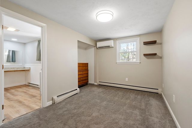 511 E County Rd, Rutland, MA 01543