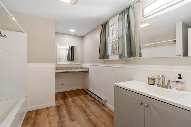 511 E County Rd, Rutland, MA 01543