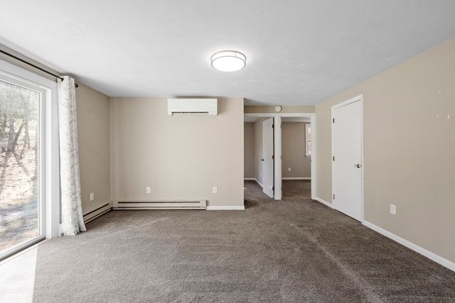 511 E County Rd, Rutland, MA 01543