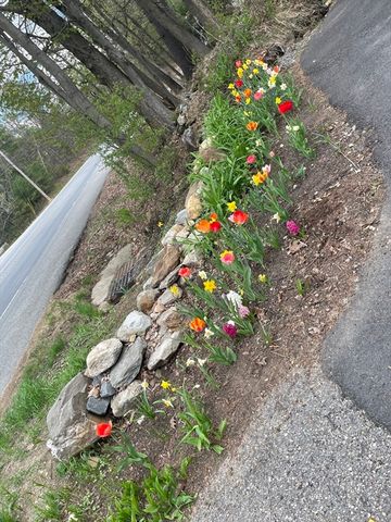 511 E County Rd, Rutland, MA 01543