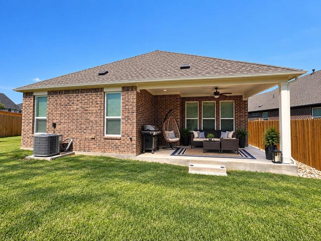 2100 Magnolia Hill DR, Leander, TX 78641